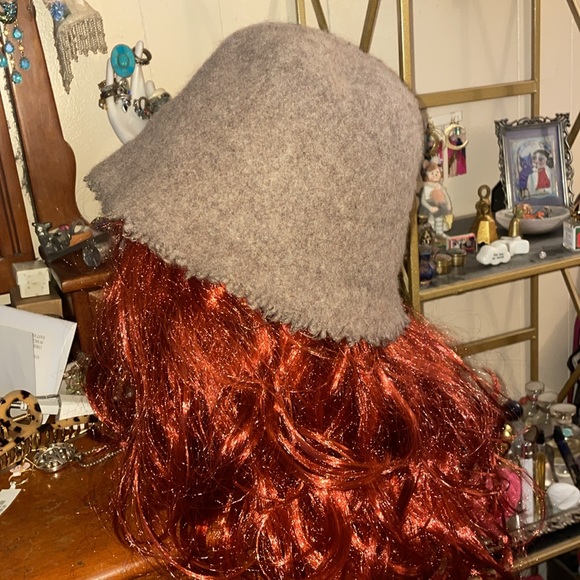 Do Everything In Love wool hat - Picture 2 of 6